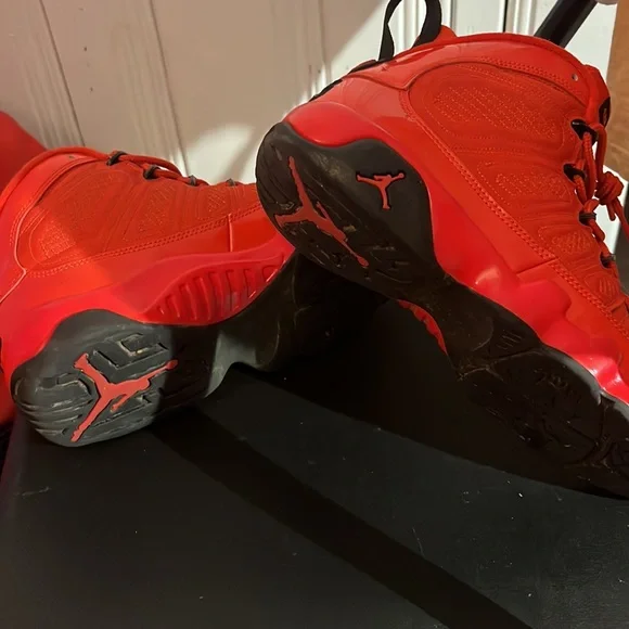 Red Jordans 9 retro - Picture 4 of 7